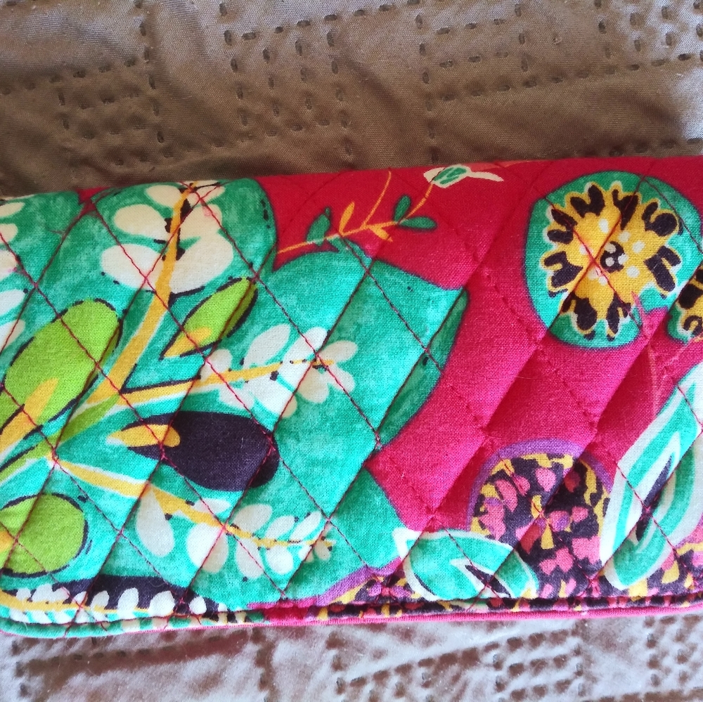 Ladies Wallet - Picture 2 of 3